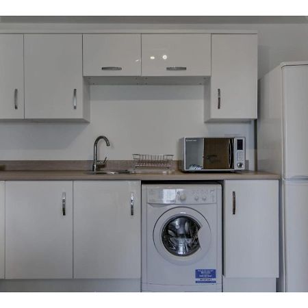 Large, Spacious And Modern Apt For 4 In แมนเชสเตอร์ ภายนอก รูปภาพ